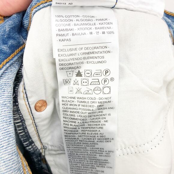 Levi's Womens Wedgie Jeans 28 US 6 Blue High Rise Icon Fit Distressed NWT - Picture 9 of 10